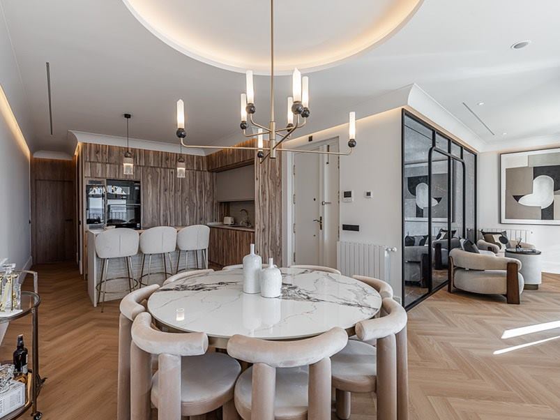 delux-interiores-mesa-comedor-pintor-rosales